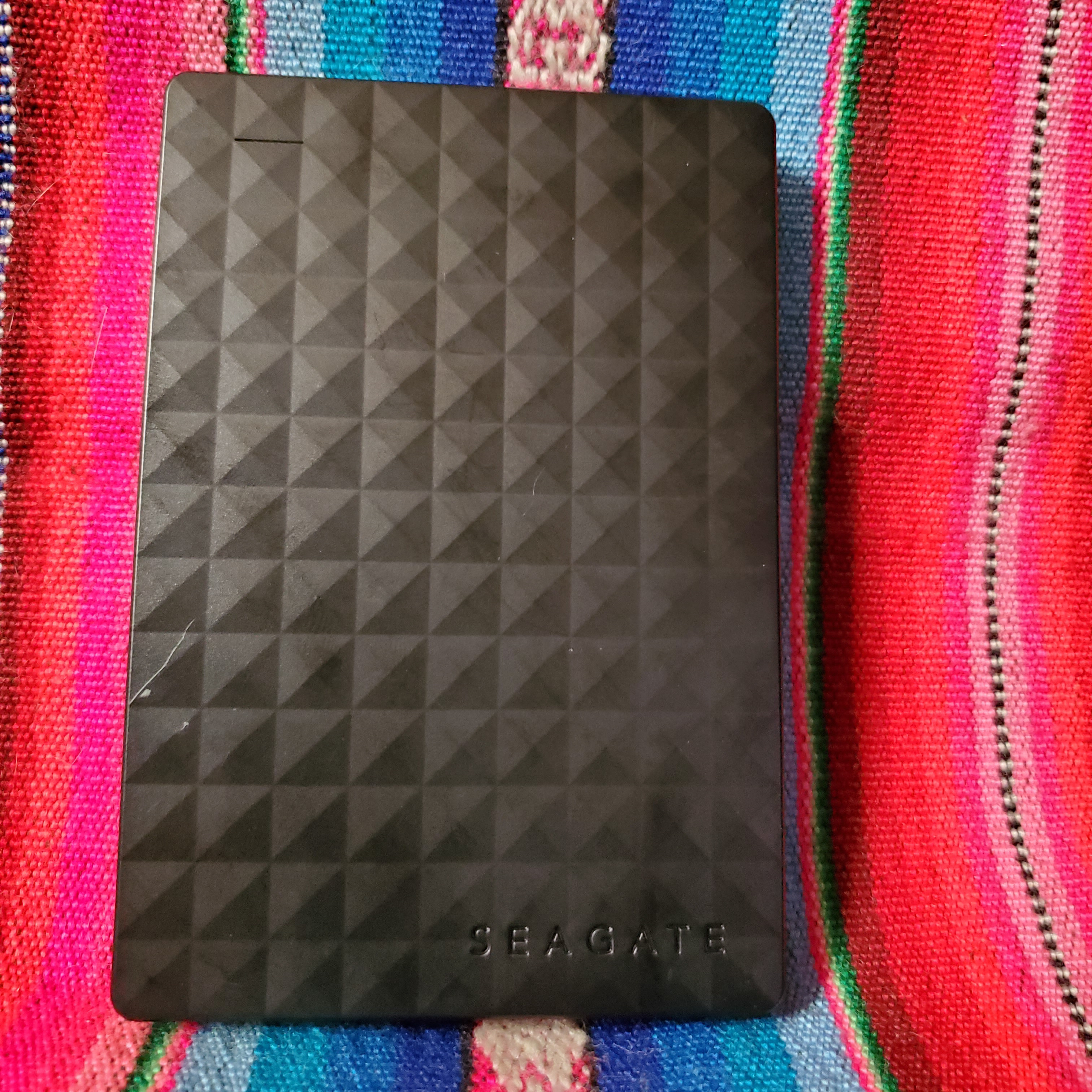 Disk Ekstèn Seagate 2TB Nwa